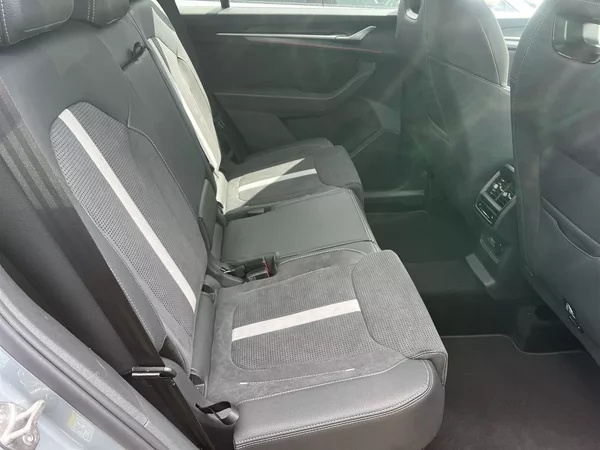 Škoda Kodiaq 2,0 TSI 4x4 DSG Sportline - foto 13