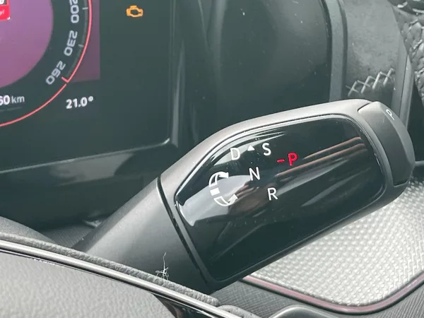 Škoda Kodiaq 2,0 TSI 4x4 DSG Sportline - foto 18
