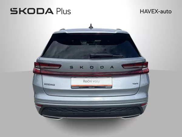 Škoda Kodiaq 2,0 TSI 4x4 DSG Sportline - foto 6
