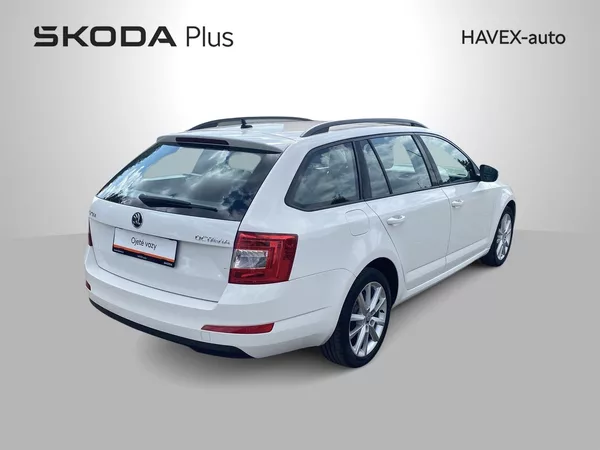 Škoda Octavia Combi 2.0 TDI Style - foto 2