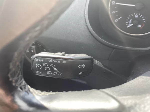 Škoda Octavia Combi 2.0 TDI Style - foto 21