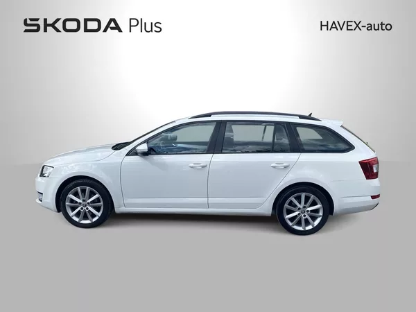 Škoda Octavia Combi 2.0 TDI Style - foto 3