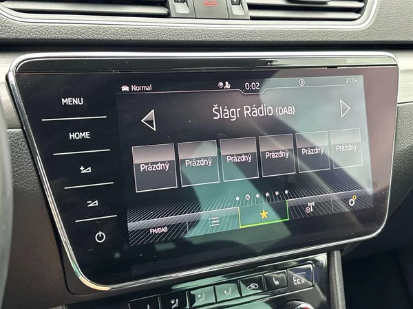 Škoda Superb Combi 1.4 TSI iV DSG Style - foto 14