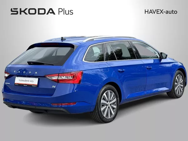 Škoda Superb Combi 1.4 TSI iV DSG Style - foto 2