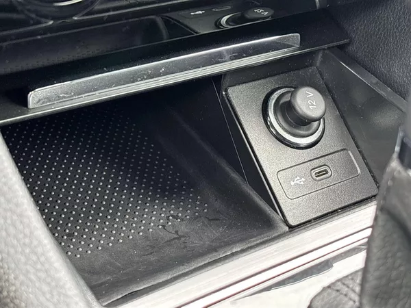 Škoda Superb Combi 1.4 TSI iV DSG Style - foto 23