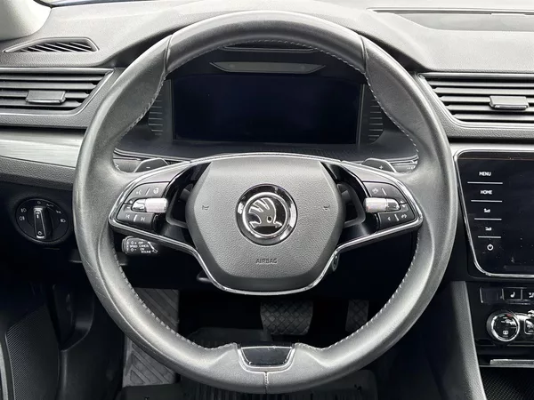 Škoda Superb Combi 1.4 TSI iV DSG Style - foto 6