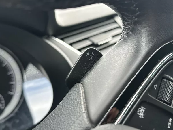 Škoda Octavia Combi 2.0 TDI DSG Style - foto 20