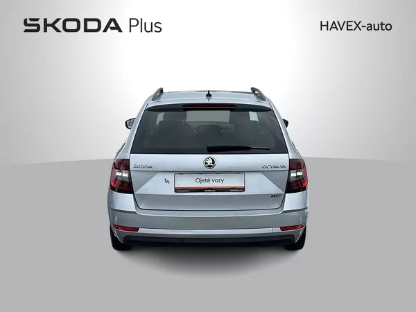 Škoda Octavia Combi 2.0 TDI DSG Style - foto 29