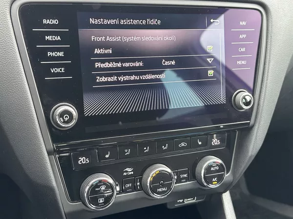 Škoda Octavia Combi 1.5 TSI G-TEC DSG Style - foto 22