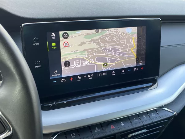 Škoda Octavia Combi 2.0 TDI 4x4 DSG Ambition - foto 15