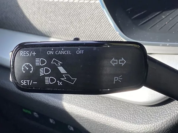 Škoda Octavia Combi 2.0 TDI Style - foto 20