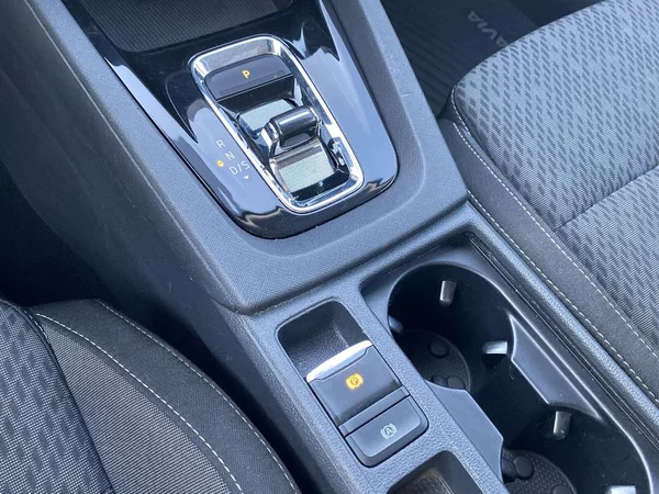Škoda Octavia Combi 2.0 TDI DSG Style - foto 21