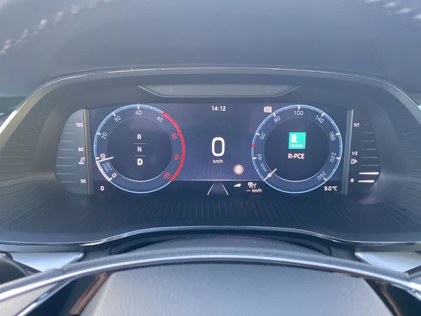 Škoda Octavia Combi 2.0 TDI DSG Style - foto 7
