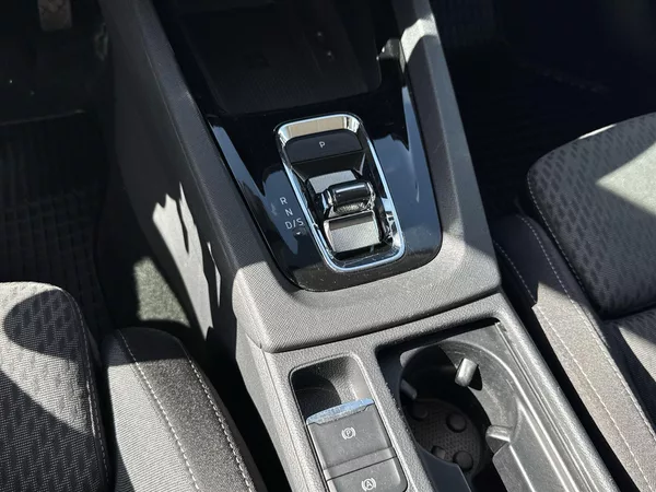 Škoda Octavia Combi 2.0 TDI DSG Ambition - foto 26