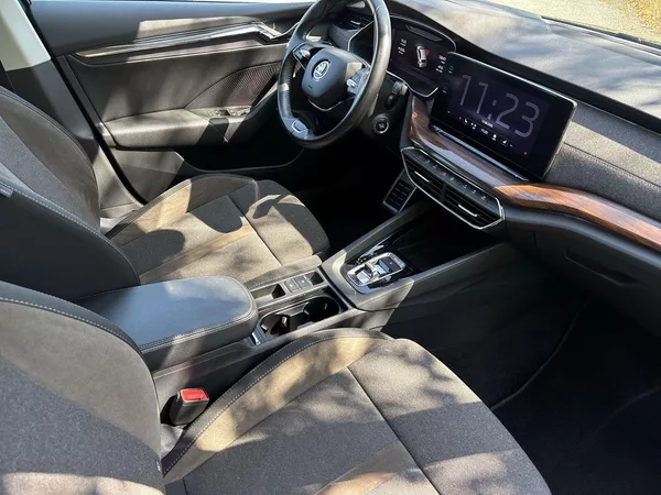 Škoda Octavia Combi 2.0 TDI DSG Style+ - foto 10