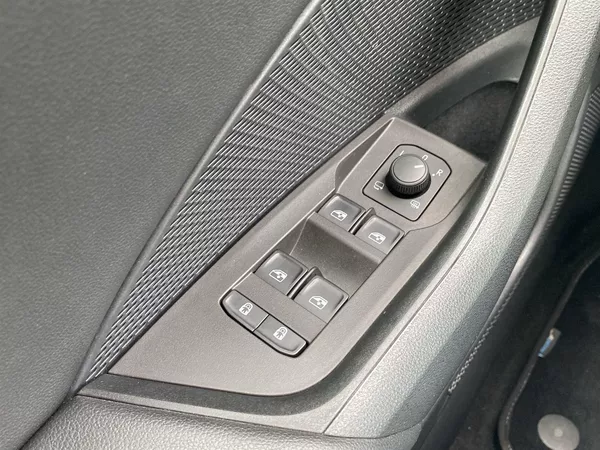 Škoda Octavia Combi 2.0 TDI 4x4 DSG - foto 22