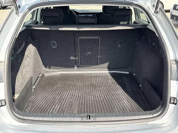 Škoda Octavia Combi 2.0 TDI 4x4 DSG Ambition - foto 30