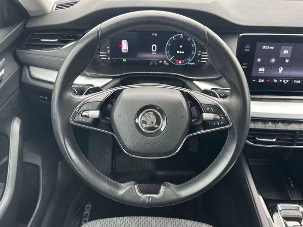 Škoda Octavia Combi 1.5 TSI M-HEV DSG Style - foto 6