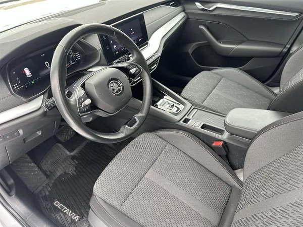 Škoda Octavia Combi 1.5 TSI M-HEV DSG Style - foto 7
