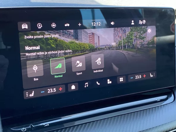 Škoda Octavia Combi 1.5 TSI M-HEV DSG Sportl - foto 27