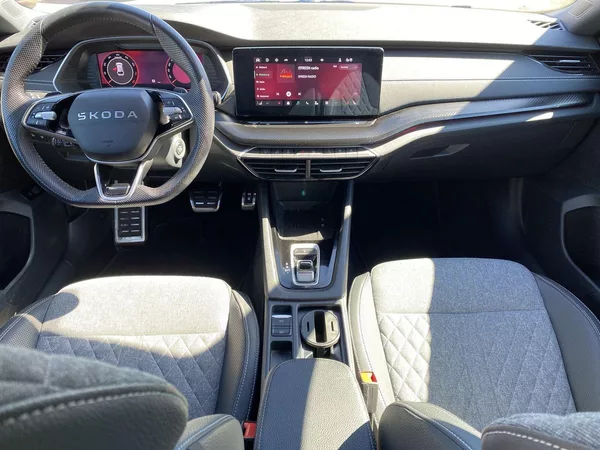 Škoda Octavia Combi 1.5 TSI M-HEV DSG Sportl - foto 5