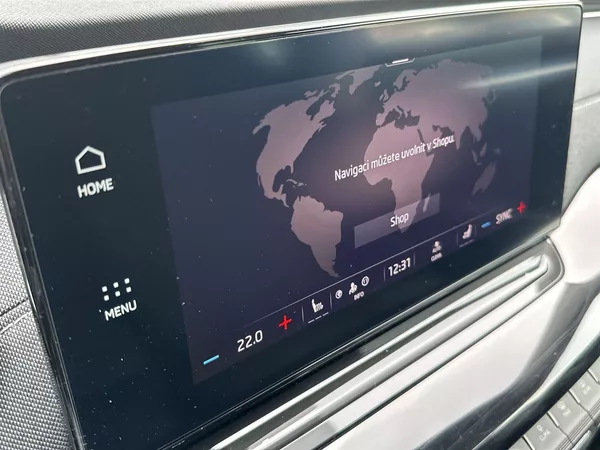 Škoda Octavia Combi 2.0 TDI DSG Style + - foto 11
