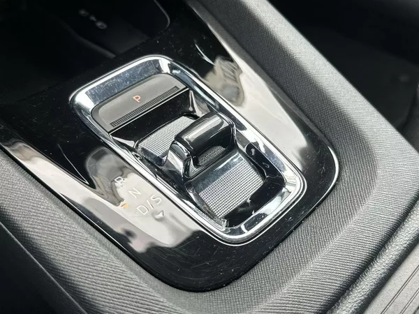 Škoda Octavia Combi 2.0 TDI DSG Style + - foto 15