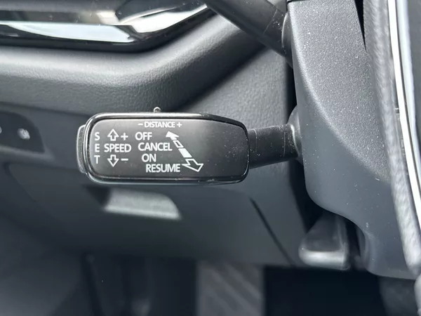 Škoda Octavia Combi 2.0 TDI DSG Style + - foto 18