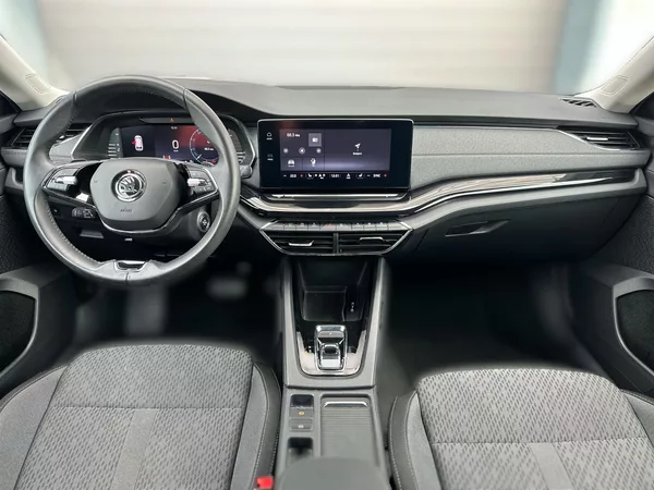Škoda Octavia Combi 2.0 TDI DSG Style + - foto 5