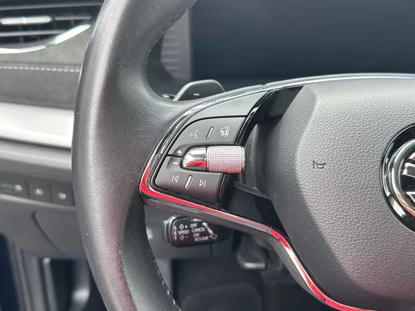 Škoda Octavia Combi 1.5 TSI M-HEV DSG Style - foto 15