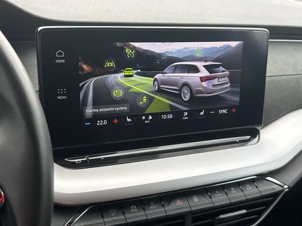 Škoda Octavia Combi 1.5 TSI M-HEV DSG Style - foto 21