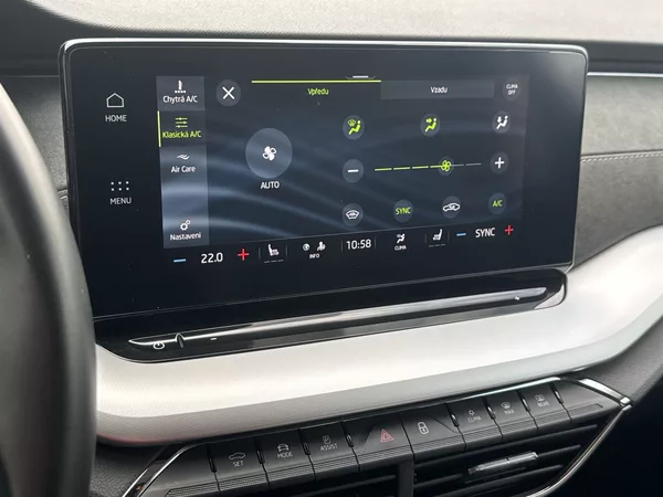 Škoda Octavia Combi 1.5 TSI M-HEV DSG Style - foto 25