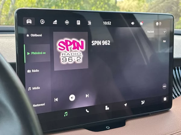Škoda Superb 2.0 TDI 4x4 DSG L&K - foto 13
