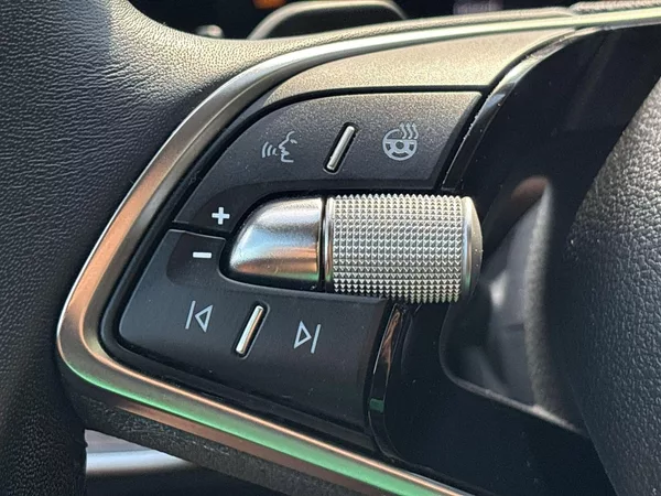 Škoda Superb 2.0 TDI 4x4 DSG L&K - foto 19