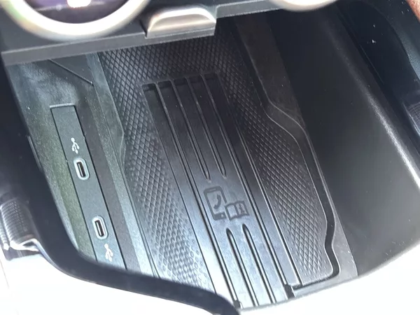 Škoda Superb 2.0 TDI 4x4 DSG L&K - foto 23