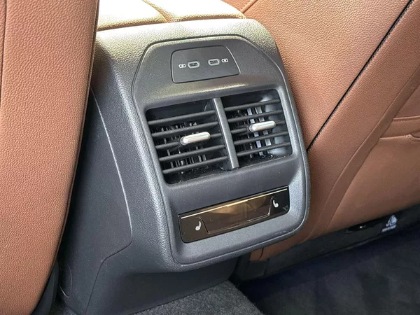 Škoda Superb 2.0 TDI 4x4 DSG L&K - foto 29