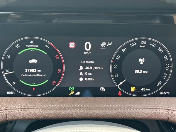 Škoda Superb 2.0 TDI 4x4 DSG L&K - foto 6