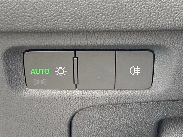 Škoda Octavia 1.5 TSI Ambition - foto 18