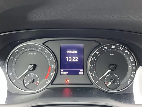 Škoda Octavia 1.5 TSI Ambition - foto 7