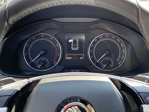 Škoda Kamiq 1.0 TSI DSG Ambition - foto 10
