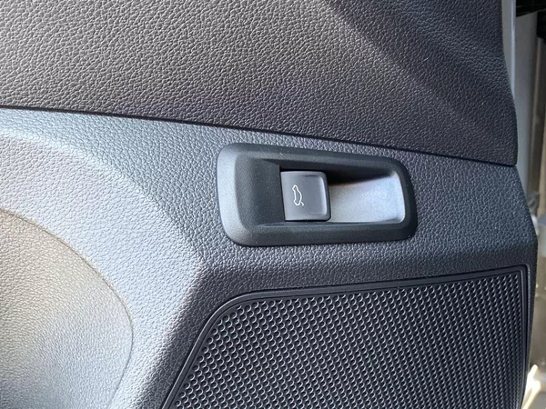 Škoda Kamiq 1.0 TSI DSG Ambition - foto 12