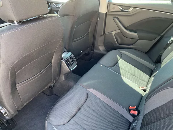 Škoda Kamiq 1.0 TSI DSG Ambition - foto 7