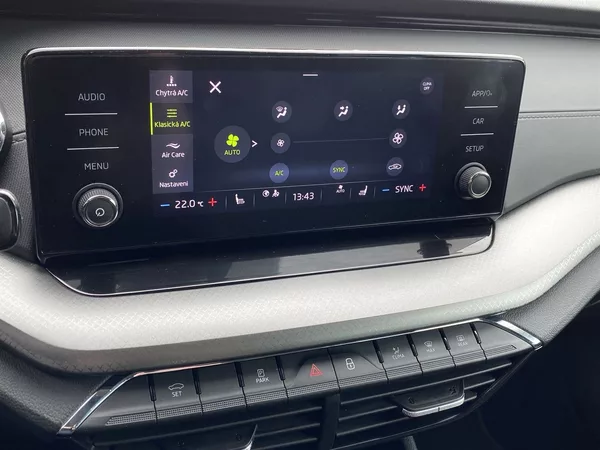 Škoda Octavia 1.5 TSI Ambition+ - foto 12