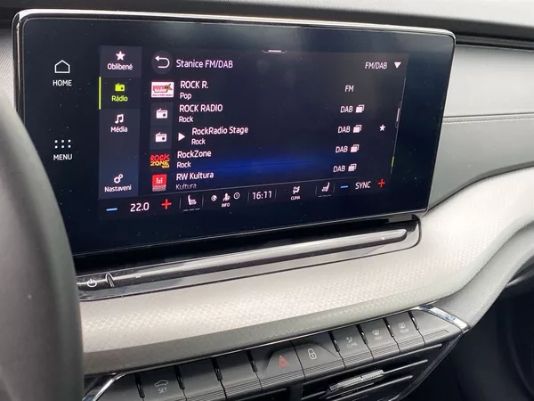 Škoda Octavia 1.5 TSI Ambition+ - foto 12
