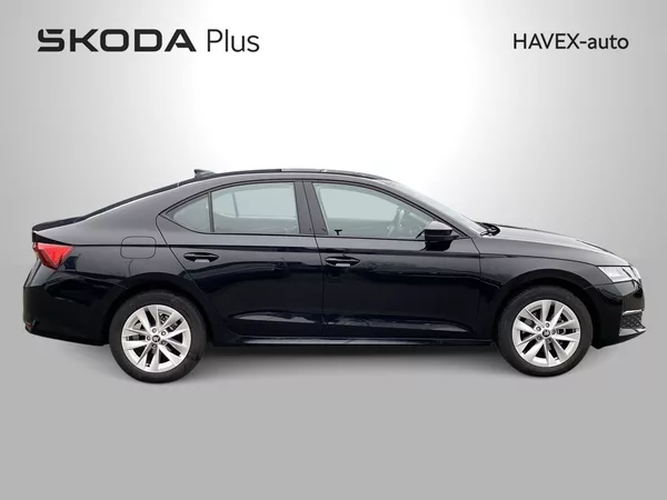 Škoda Octavia 1.5 TSI Selection - foto 29