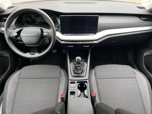 Škoda Octavia 1.5 TSI Selection - foto 5