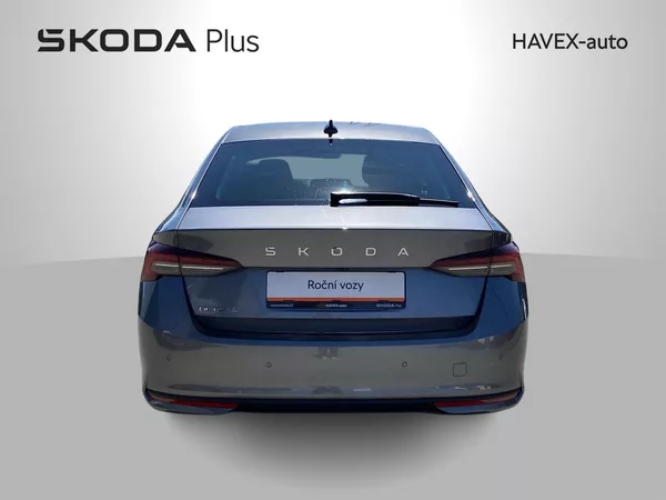 Škoda Octavia 1.5 TSI Selection - foto 33