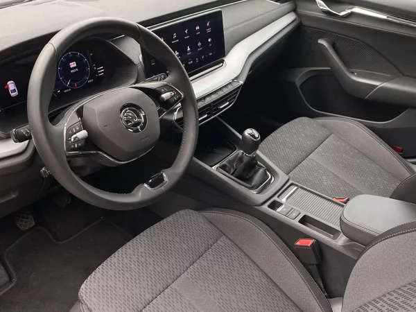 Škoda Octavia 2.0 TDI Style + - foto 7
