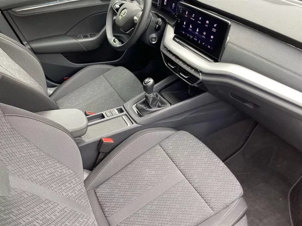 Škoda Octavia 2.0 TDI Style + - foto 9