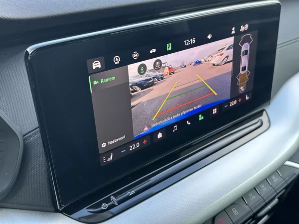 Škoda Octavia 1.5 TSI Selection - foto 12